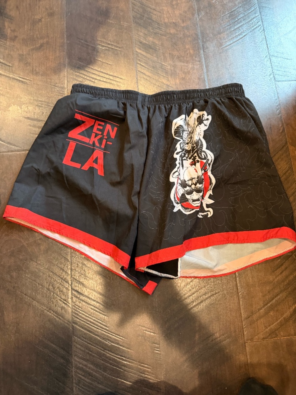 MENS MUAY THAI SHORTS